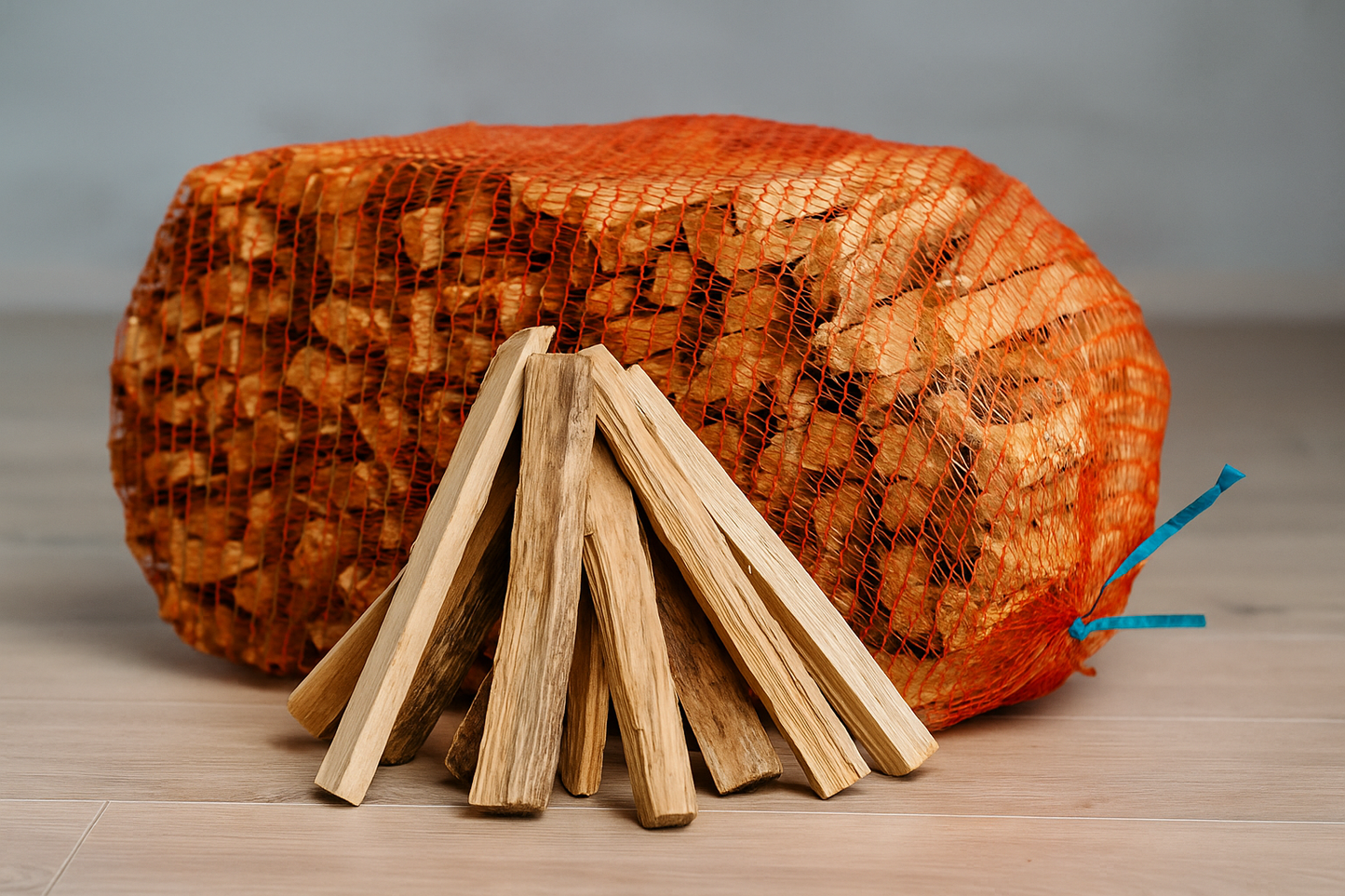 Premium Anfeuerholz 5Kg im Netz